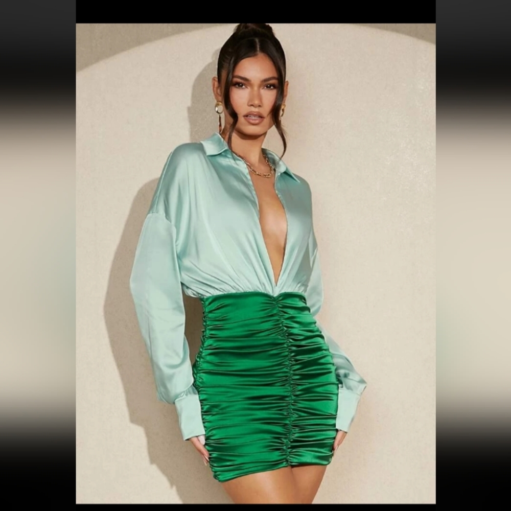 Women's green SHEIN Two Tone Ruched Bodycon Dress - Picture 10 of 15